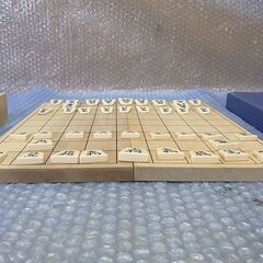 将棋盤 木製折り畳み式 任天堂　駒(プラスチック)付き　中古品の画像