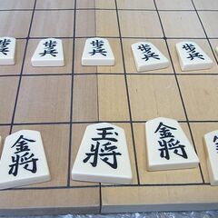 将棋盤 木製折り畳み式 任天堂　駒(プラスチック)付き　中古品の画像