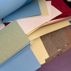 色んな紙 画用紙などの画像