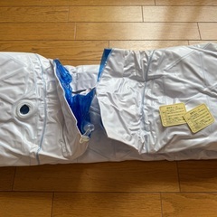 取りに来てくださる方に差し上げます！未使用ビニールプール 123×70×36センチ 購入後保管一度も空気入れていませんの画像