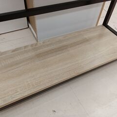 リユースのサカイ栃木店★ジモティ割あり★  ラック ブラック×ベージュ W71×D23×H71 クリーニング済み TC10121の画像