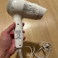 ドライヤーの画像