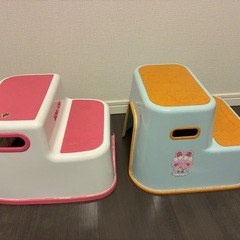 子供用踏み台　2つの画像