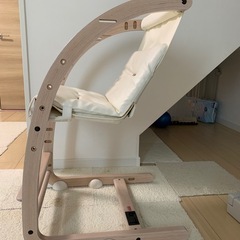ファルスカ　スクロールチェアプラス　バウンサー＆ベビーチェアの画像