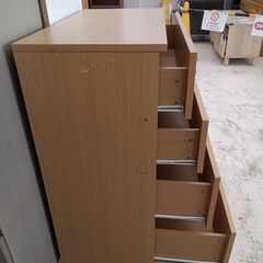 リユースのサカイ栃木店★ジモティ割あり★  チェスト ライトブラウン W79.5×D42×H90 クリーニング済み TC10124の画像