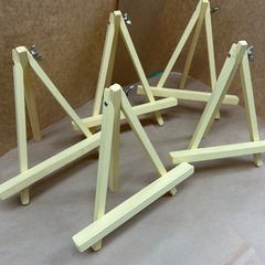 木製ミニイーゼル（写真立て）の画像