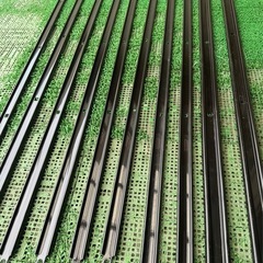 フェンス部品 長さ約144cm 幅約3cm 厚さ約1cmの画像
