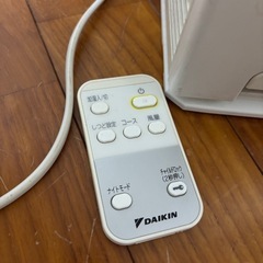 ダイキン　加湿空気清浄機　　　　　の画像