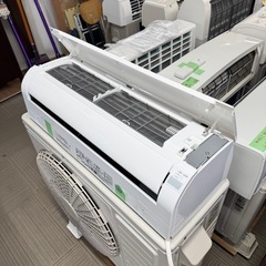 【超美品‼️】日立 2023年製 18畳用エアコン(ステンレスクリーン白くまくん) 凍結洗浄 ecoこれっきり運転 200V/5.6kwの画像
