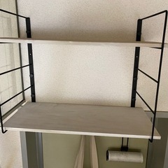 ダイソー　ウォールシェルフ　棚受け&棚板セットでの画像