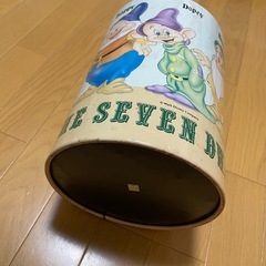 ディズニー　白雪姫　7人のこびと　ゴミ箱の画像