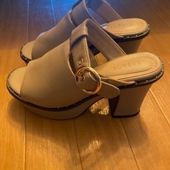 ヒール　サンダル　24cm
の画像