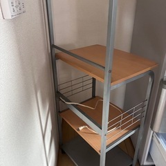 コンセント付きラックの画像