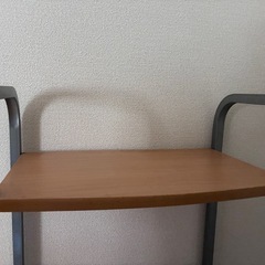 コンセント付きラックの画像