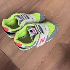 ニューバランス　996 
16センチの画像