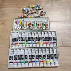 絵の具セットの画像