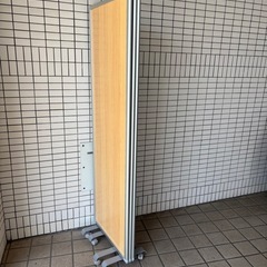 【未使用】タンスのゲン　パーテーションの画像