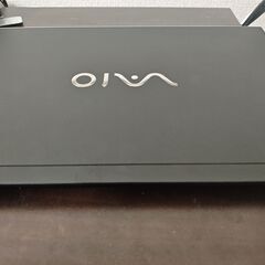 Sony　高性能8世代i5 　軽量薄型スリムモデル　ベゼルレスフルHD液晶 TypeCUSB　Wifi対応　カメラ内蔵 バックライトキーボードの画像