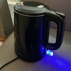 目玉商品👀✨　 ニトリ HBK068BK 黒 Wウォールステレンス電気ケトルの画像