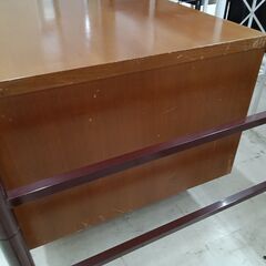 リユースのサカイ栃木店★ジモティ割あり★  学習机 赤茶 W160×D80×H70 クリーニング済み TC10129の画像