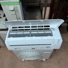 K06402 中古エアコン ヤマダ 2022年製 主に10畳用 冷房能力 2.8KW / 暖房能力 3.6KWの画像