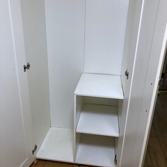 クローゼット 白の画像