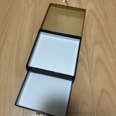 小物入れ　菓子箱　玩具箱の画像