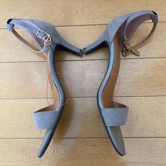 gu レディース サンダル ストラップ付き Mサイズ ヒールサンダルの画像