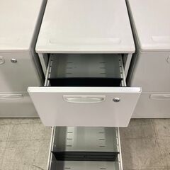 中古　美品　LION事務器　インサイドワゴン　サイドワゴン　サイドキャビネット　引き出し2段キャビネット　引き出し収納ワゴン　キャスター付　鍵付　ラッチ付　愛知県 一宮市 名古屋 稲沢 江南 岩倉 岐阜 羽島 各務ヶ原 三重 愛知 グッドプライス一宮の画像
