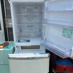 三菱335L冷蔵庫の画像