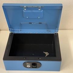 【鍵2本付・動作OK】日本プラスター CB‑030FX FX型 手提金庫 小型金庫 青 色 傷あり 通電不要 鍵開閉式 現状品 DIYやオフィス備品にの画像