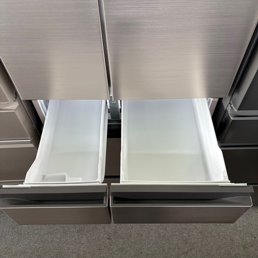 ⭐️MITSUBISHI⭐️冷蔵冷凍庫　2023年　495L超美品大阪市近郊配送無料 ⭐️HITACHI⭐️ 冷凍冷蔵庫 2022年 617L 自動製氷 大阪市近郊