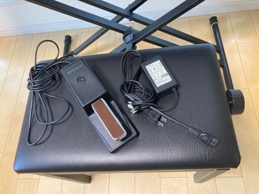 Roland FP-10 電子ピアノ、DP-10ペダル、楽器専用椅子、Gravityスタンド