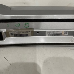 [極上]TOYOTA AQUA トヨタ アクア 純正 リヤスポイラー 76085-52200 中古相場¥4,500 クレジット決済可の画像