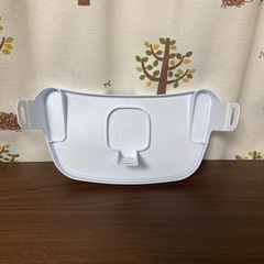 カリブ　ベビーチェア ＆ トレイ付きの画像