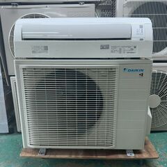 K06412 中古エアコン ダイキン 2022年製 主に14畳用 冷房能力 4.0KW / 暖房能力 5.0KWの画像