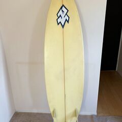 【引取または着払い限定】サーフボードの画像