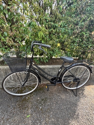 自転車(ママチャリ)黒色　カバー付き 自転車(ママチャリ)黒色 カバー付き