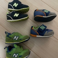 NewBalance 子供用スニーカーの画像