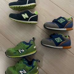 NewBalance 子供用スニーカーの画像