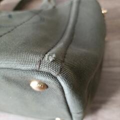 プラダトートバッグの画像