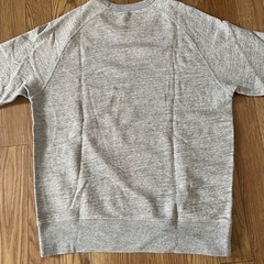 ユニクロ　トレーナー　MEN Mサイズの画像