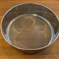【新品同様】ステンレス製 ふるい/粉ふるい/ザル 大サイズの画像