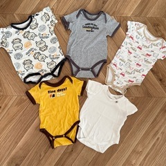 ベビー服70サイズ20点　肌着・ロンパースの画像