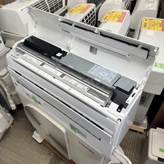 【超美品‼️】定価20万♪ 東芝 2023年製 18畳用エアコン 大清快 フィルター自動お掃除 プラズマ空清 スマホ遠隔操作 200V/5.6kwの画像