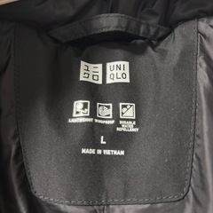 UNIQLO シームレスダウンパーカの画像