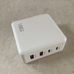 【新品】充電器 タイプc 100w PD 急速充電4ポート同時充電 軽量 小型 USBの画像