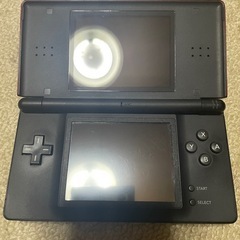 ニンテンドーDS LITE クリムゾンブラックの画像