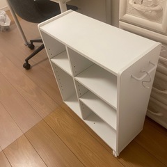 収納棚の画像