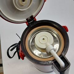 レトロ　電気ポット　500円　高さ30cmの画像